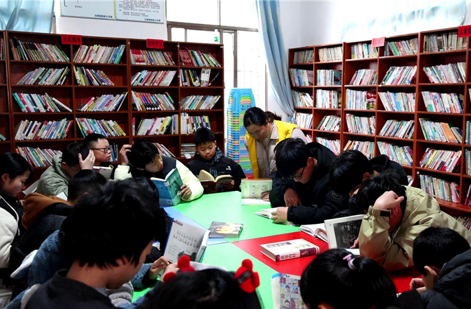 9年来，邵阳县这座“爱心书屋”走出了50多名大学生